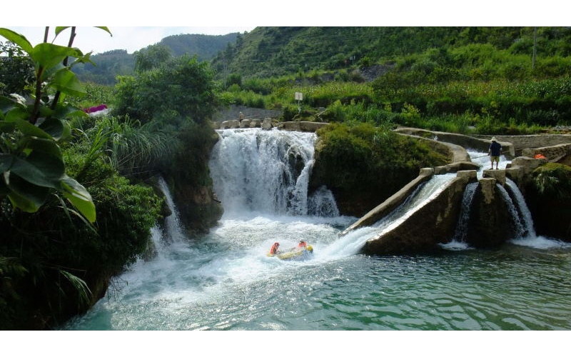 瑶岭河漂流
